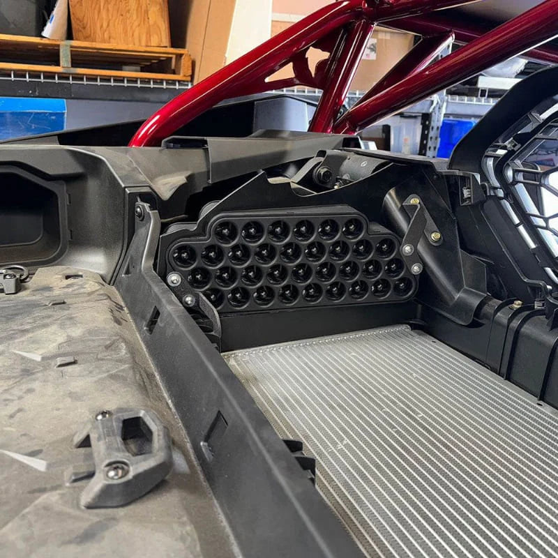 Particle Separator intégré à la prise d'air du Can-Am Maverick R