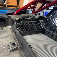 Particle Separator intégré à la prise d'air du Can-Am Maverick R